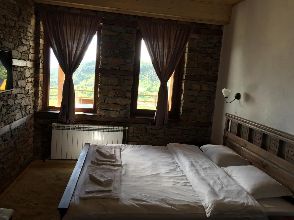 Калпаците - Kalpacite Guest Houses Skrebatno Екстериор снимка